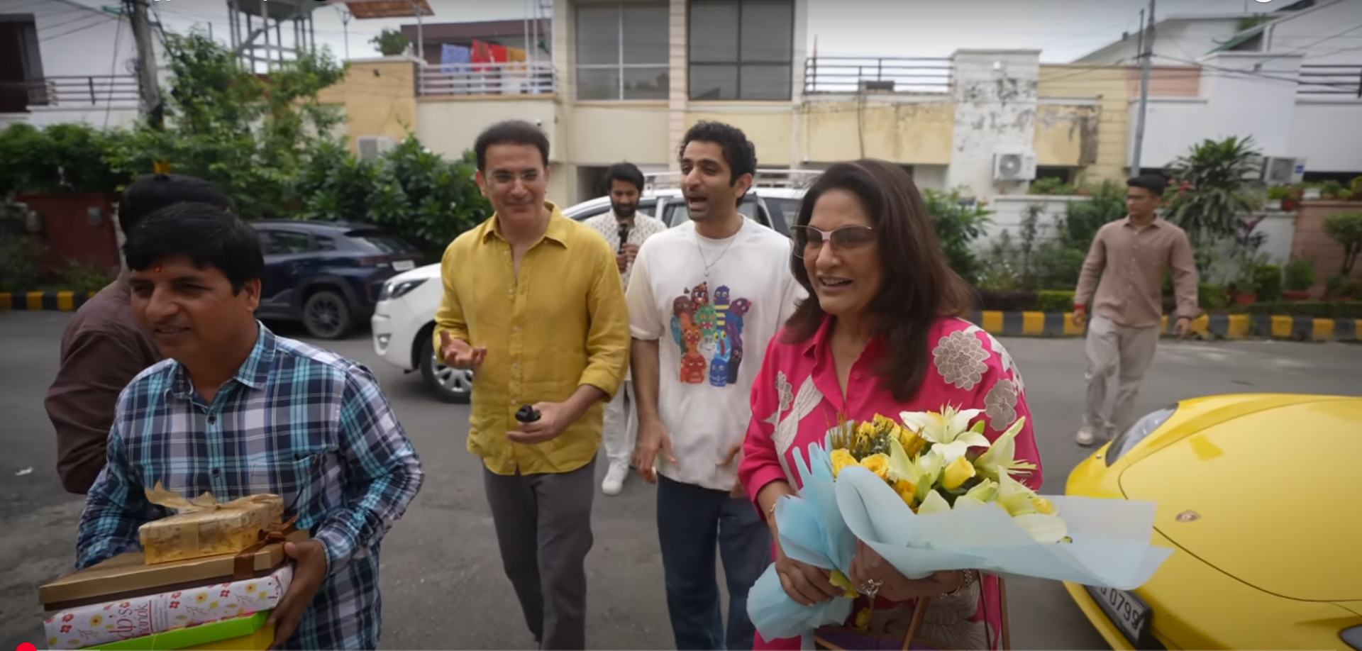 Archana Puran Singh with Sourav Joshi at his home